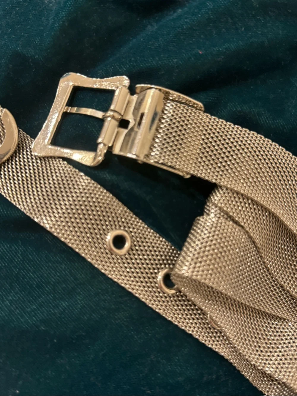 Silver Mesh Waist Belt - Classic Women's Accessory 40”